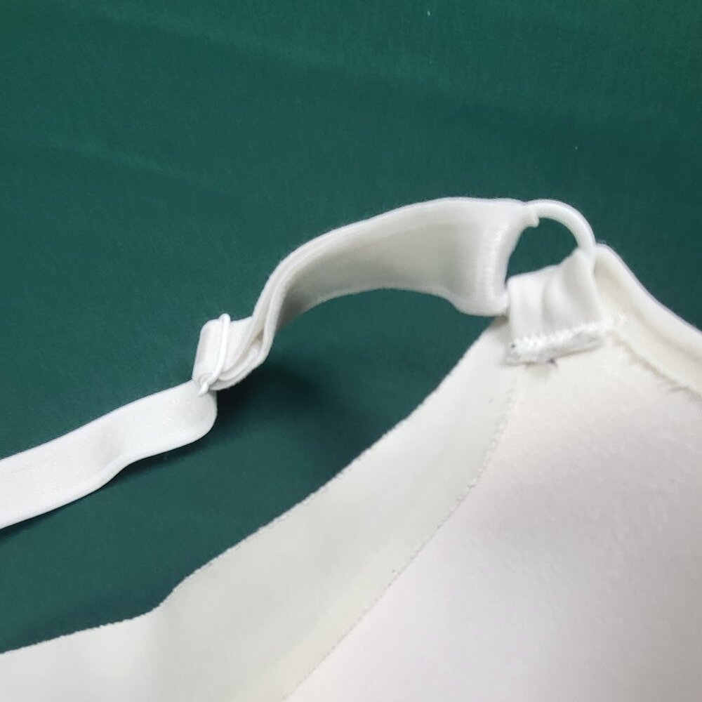 Warner's Set Of Three Side-Smoothing Style Bras A… - image 4